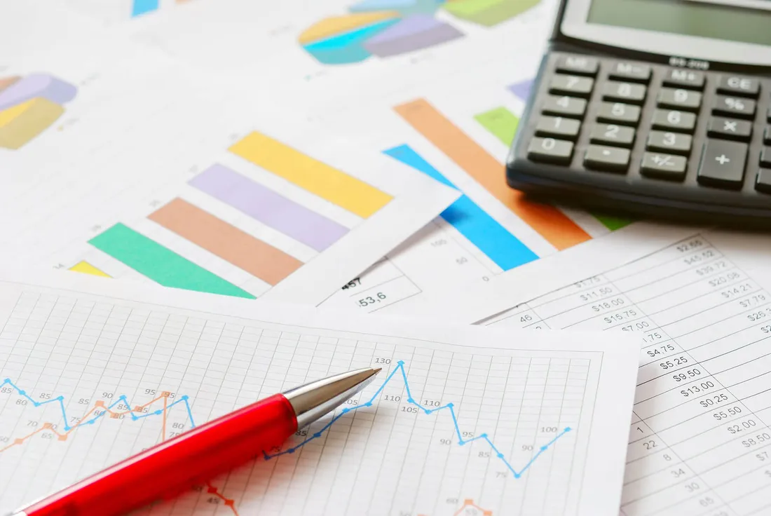 Dokumente und Taschenrechner